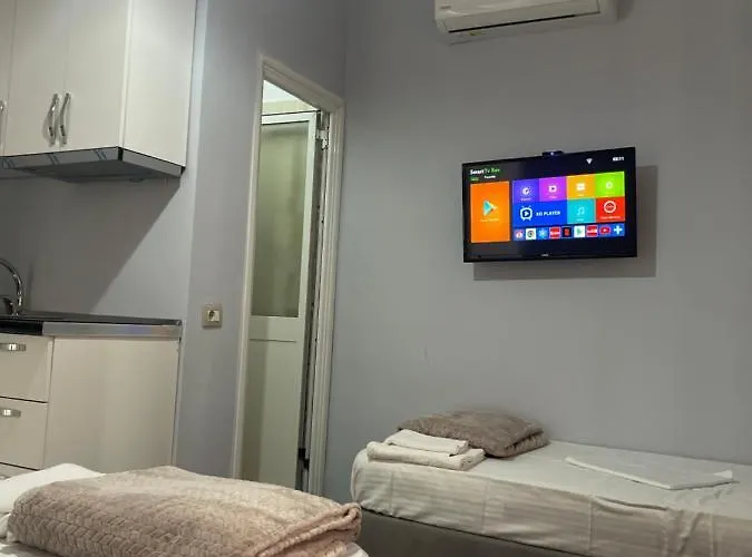 Castel 3* Тирана